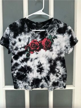Empyre Black & White Tie-Dye Crop Tee with Red Rose Graphic